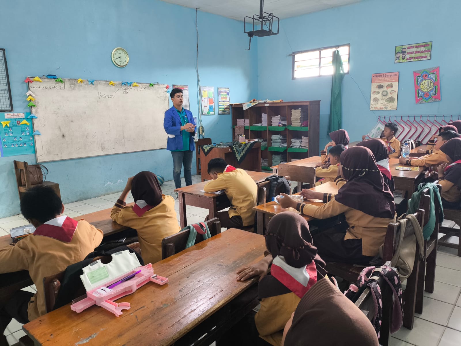 Pembekalan Materi Bela Negara SDN Manggihan 